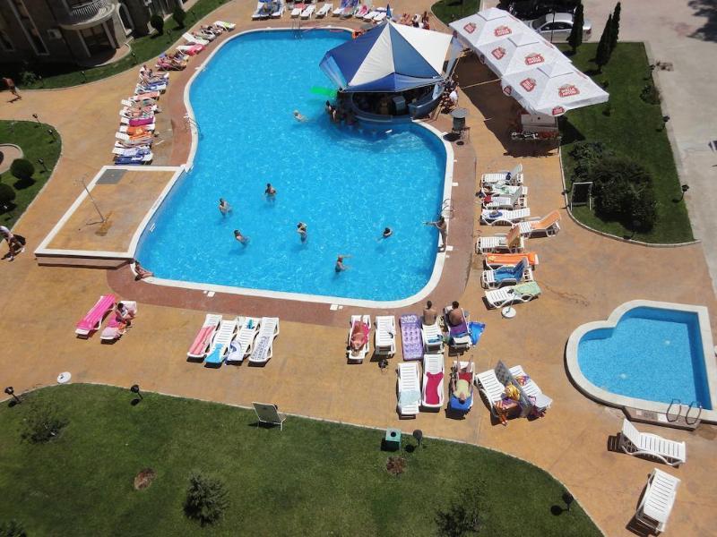 Complex Sunny Dreams Aparthotel Pantai Sunny Luaran gambar